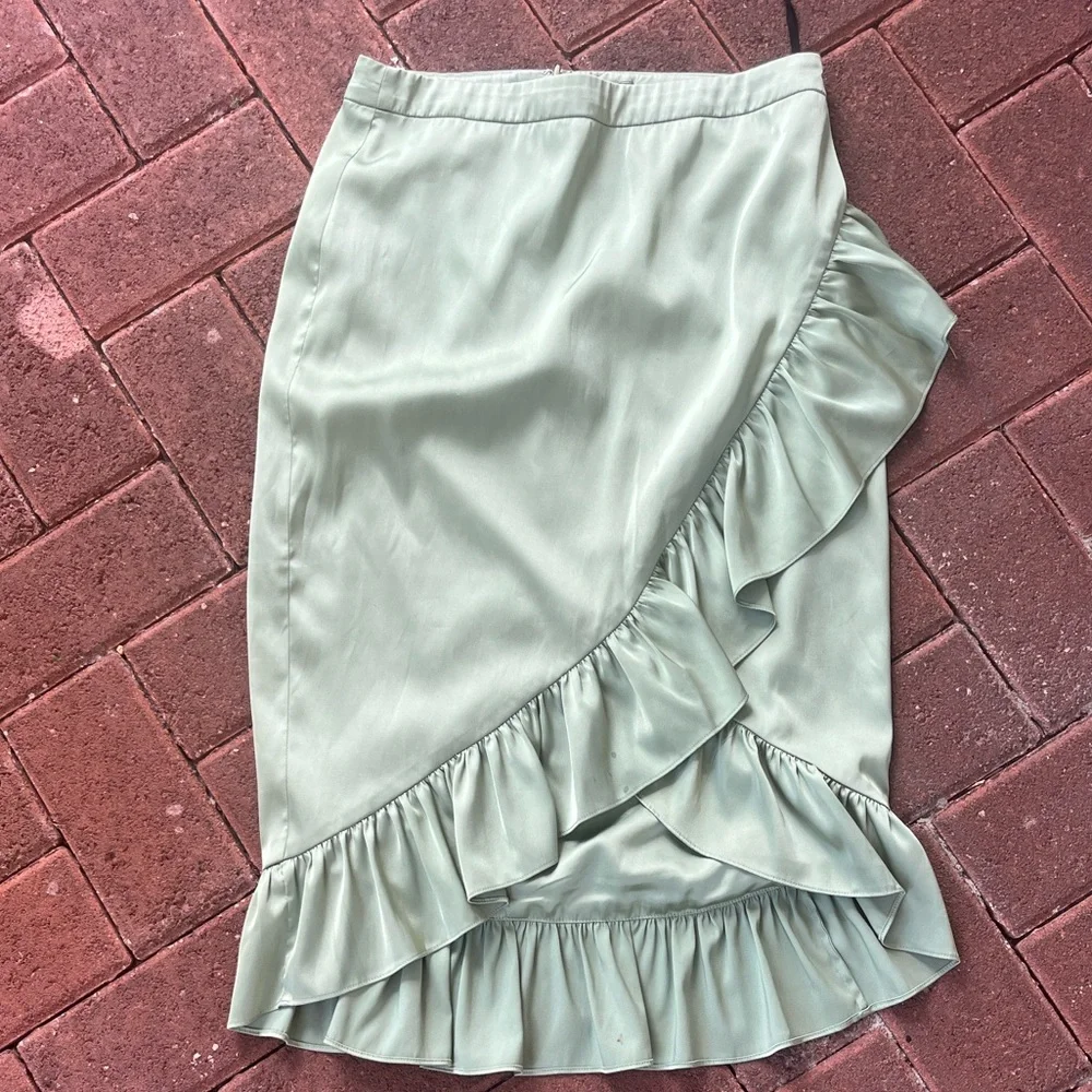 NBD Mint Ruffle Midi Skirt - Picture 3 of 6